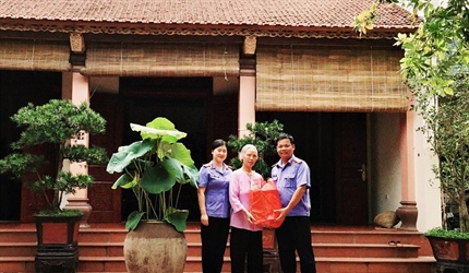 Viện KSND các quận/huyện Đống Đa, Chương Mỹ, Sóc Sơn tri ân các gia...